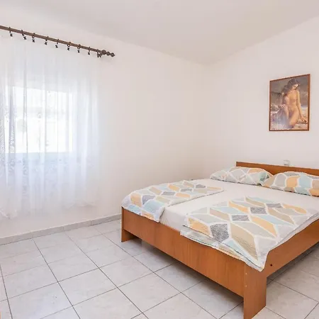 Jancic Apartman Vir