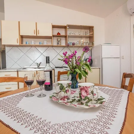 Jancic Apartment *